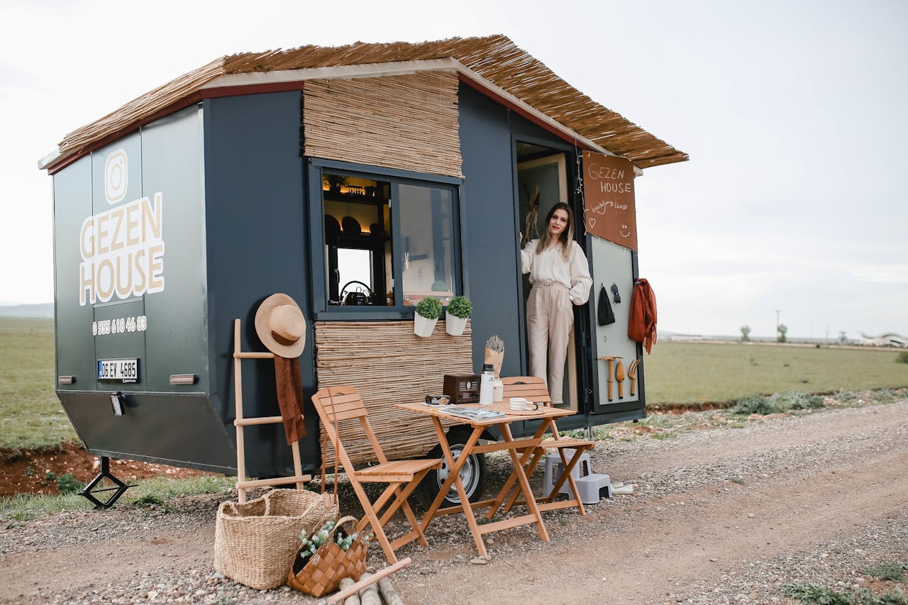 Explore the charm of tiny house living with a focus on mobility and nature.